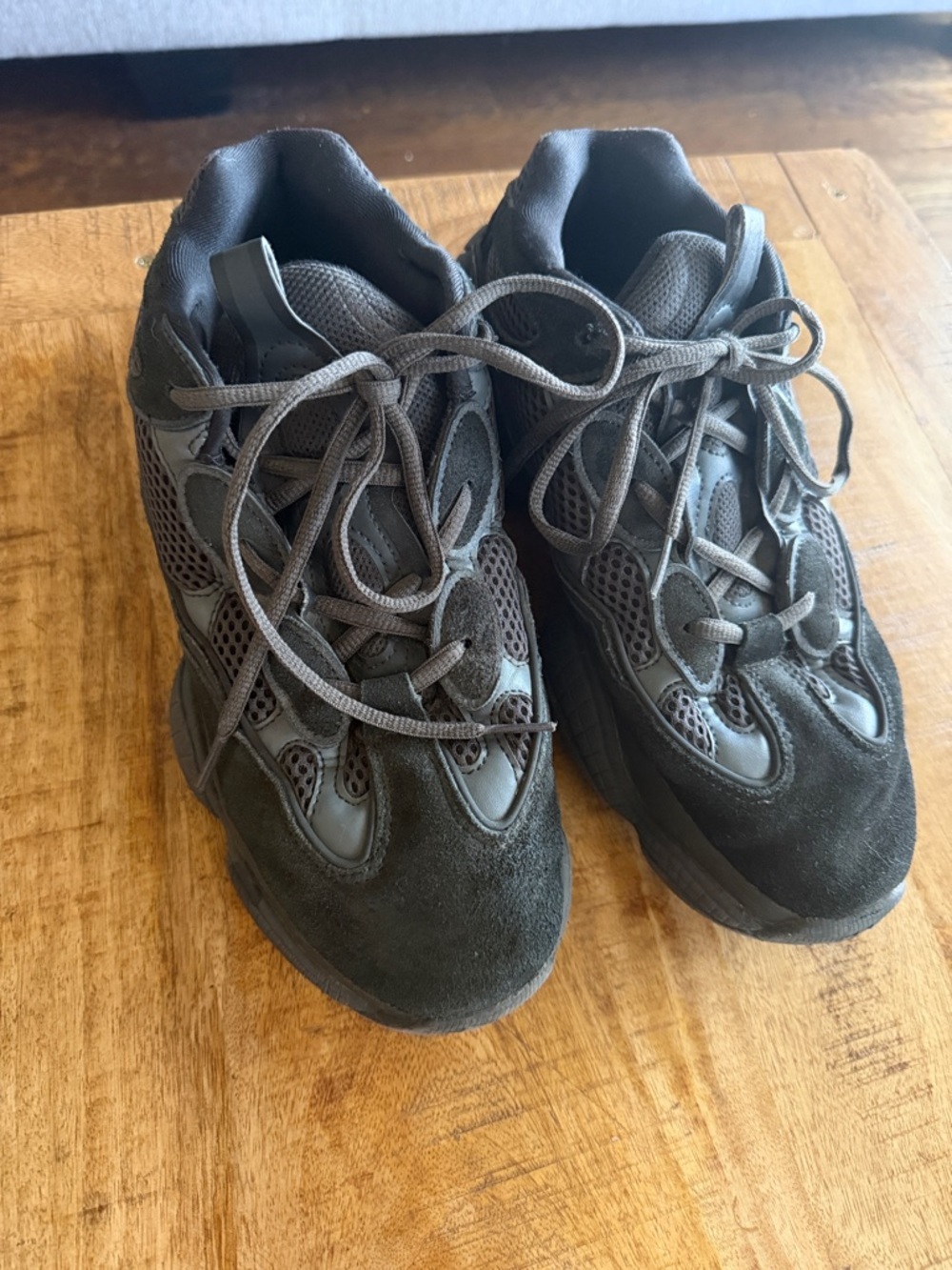 Yeezy Boost-inspired Dark Gray/Black Men's Sneakers